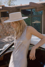 Load image into Gallery viewer, The Sierra – Gold