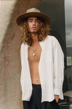 Load image into Gallery viewer, Teak Rancher