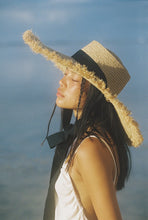 Load image into Gallery viewer, Ultra Wide Ventura