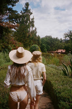 Load image into Gallery viewer, Palma Wide Fedora
